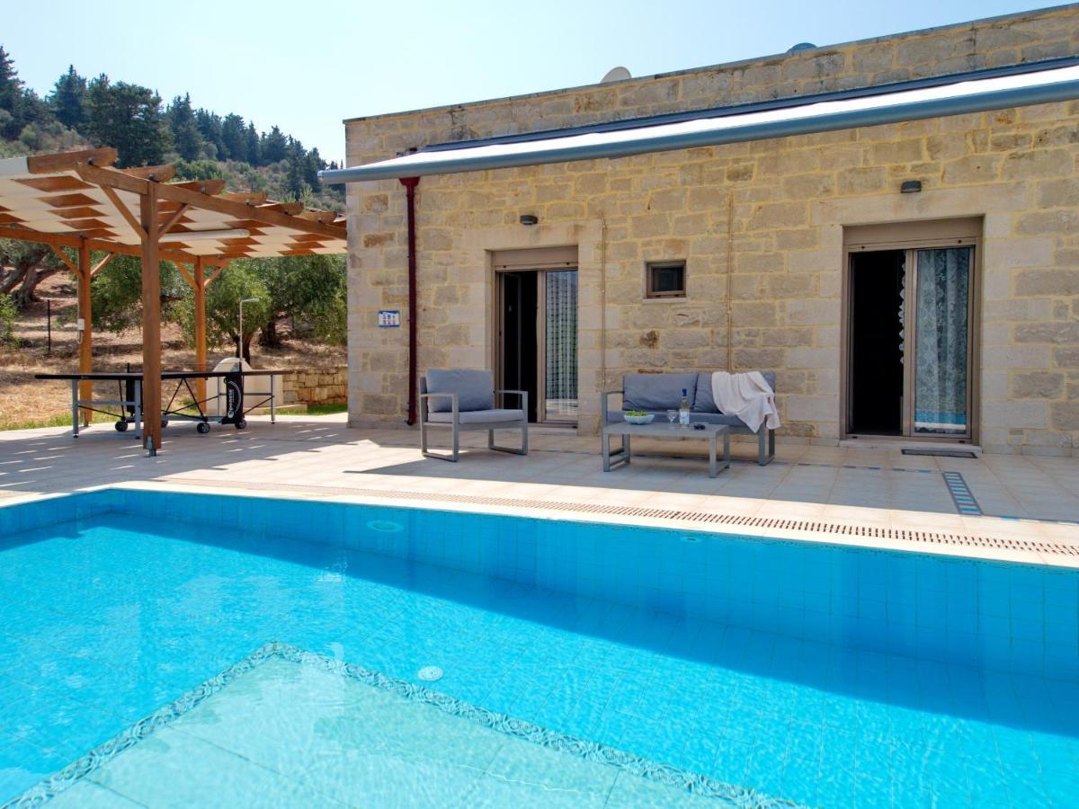 Villa Olivia With Pool Vrises Crete Alikampos エクステリア 写真